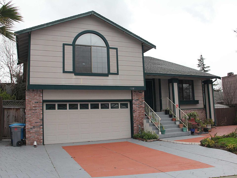 1st image of 1085 Topsail Dr