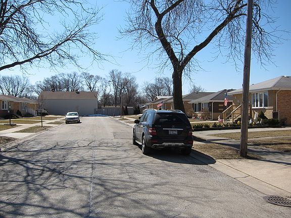 2nd image of 2504 Sheila St