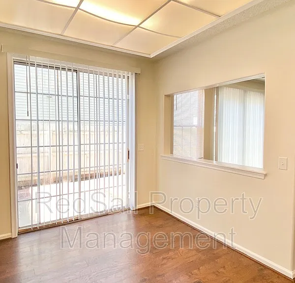 129 Watson Dr — Photo 7
