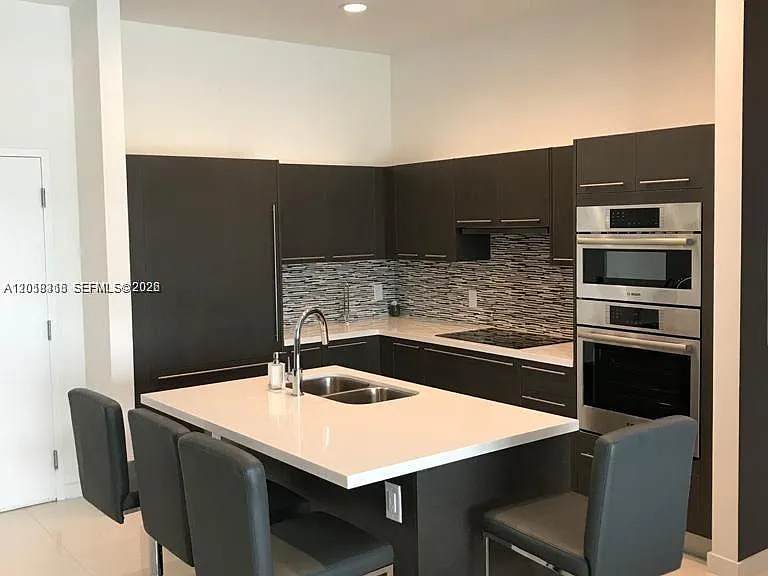 7751 NW 107th Ave #803 — Photo 9