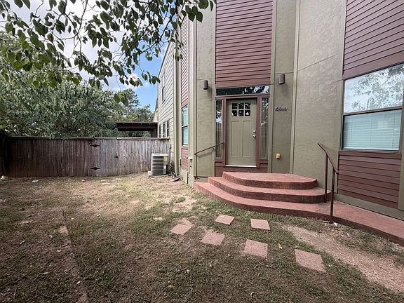 3rd image of 1038 E 43rd St #B