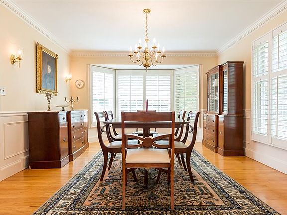 4th image of 7119 Thorntree Hill Dr