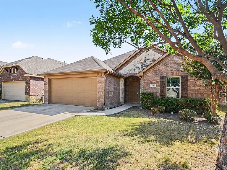 1412 Villa Paloma Blvd — Photo 3