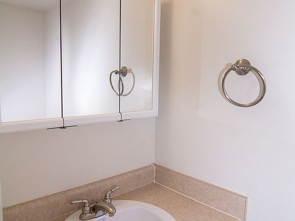5th image of 556 N 88th Plz #8826W