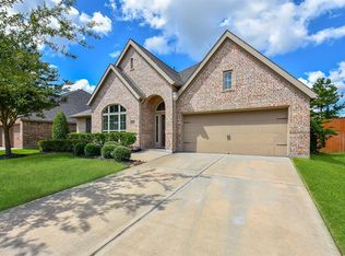 2304 Laurel Loch Ln, Pearland, TX 77584