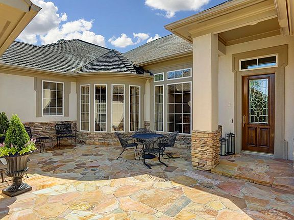 3rd image of 11531 Noblewood Crest Ln