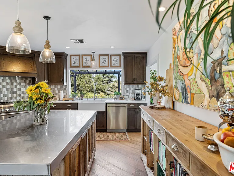 4530 San Blas Ave — Photo 8