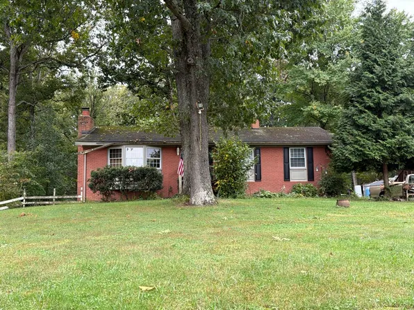 5151 Albrecht Ln, Warrenton, VA 20187
