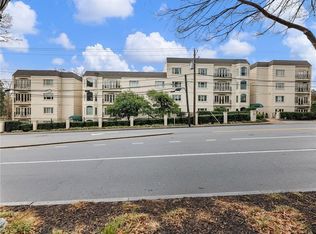 3636 Peachtree Rd NE APT 405, Atlanta, GA 30319