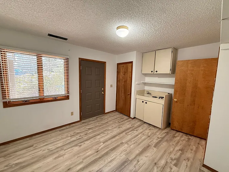 2333 N Plateau Dr — Photo 11