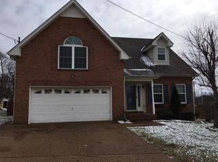 131 S Birchwood Dr, Hendersonville, TN 37075