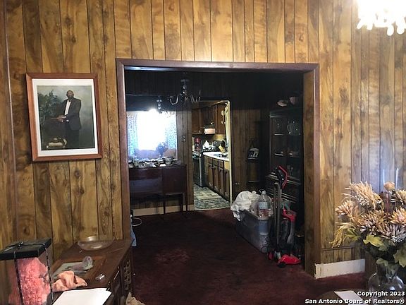 4th image of 616 Gulf St