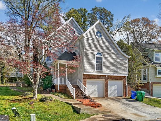 1406 Briers Dr, Stone Mountain, GA 30083