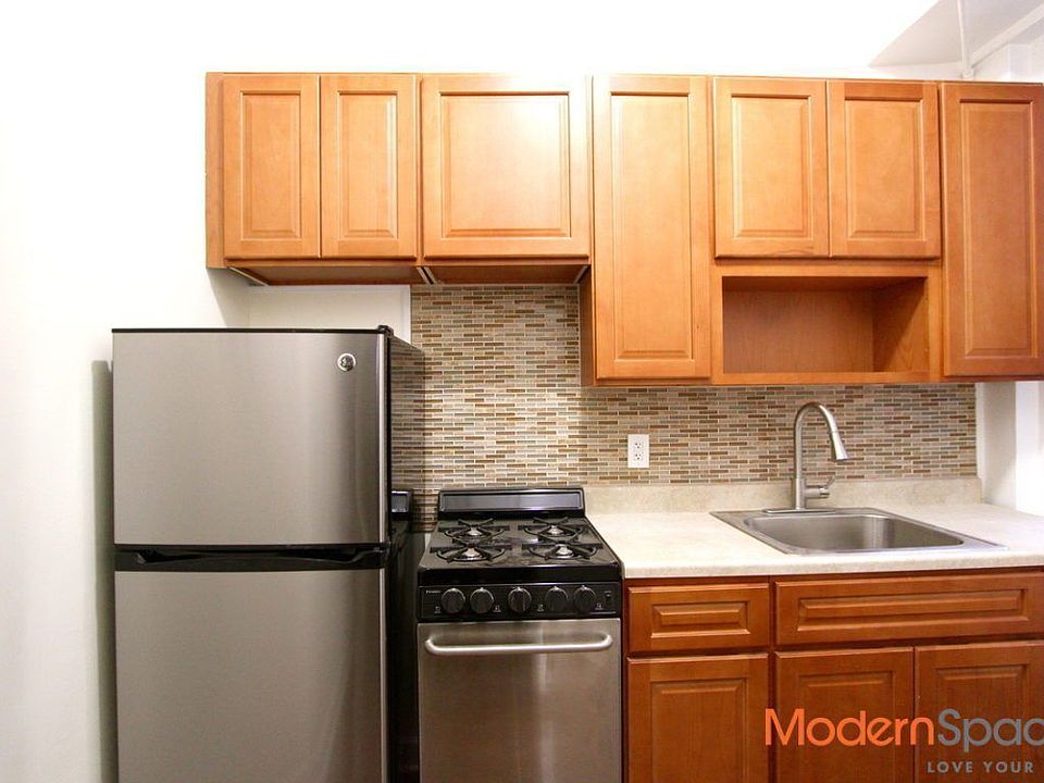 1st image of 215 W 16th St APT 1FE
