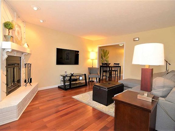 2nd image of 620 Kingswood Dr