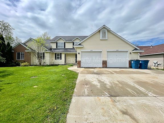 2nd image of 2103 Kinnrow Ave NW
