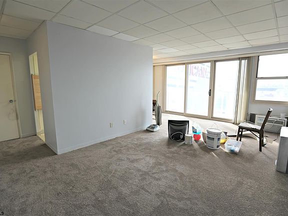 2nd image of 2834 Atlantic Ave APT 405