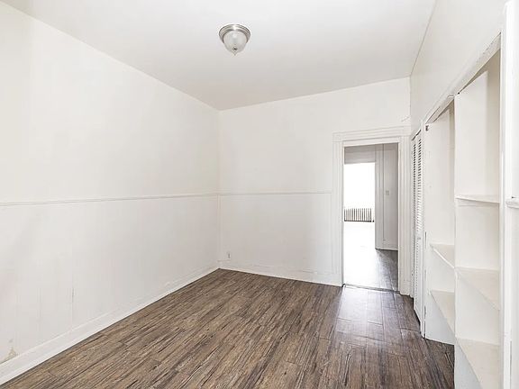 4th image of 69 Norwood Ave