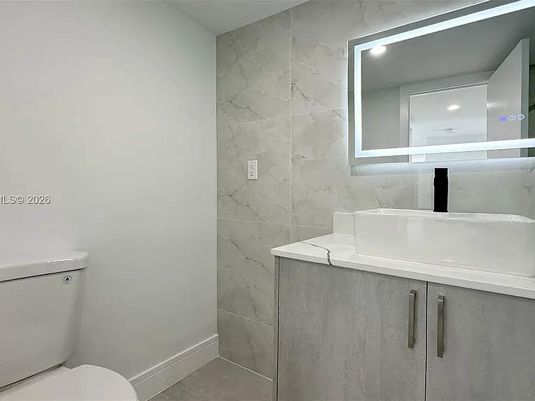 2750 NE 183rd St #1508 — Photo 16