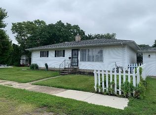 508 W 4th St, Dixon, IL 61021