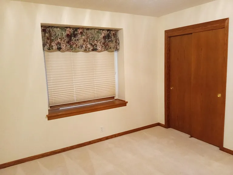 9105 Apple Ct — Photo 10