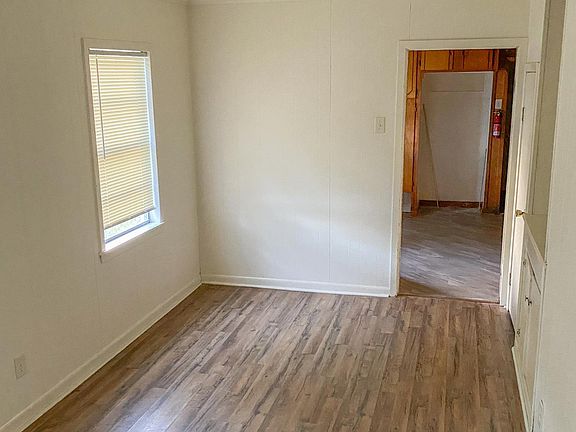 5th image of 1725 4th St