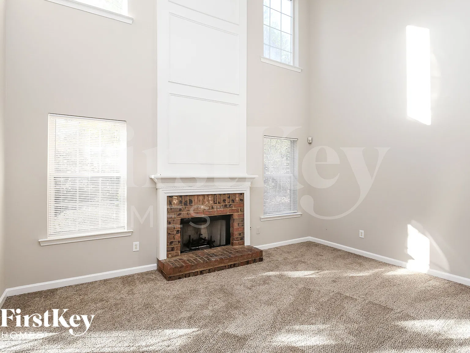 3 bed, 2.5 bath, 2112 sqft, $1,925 — Photo 4