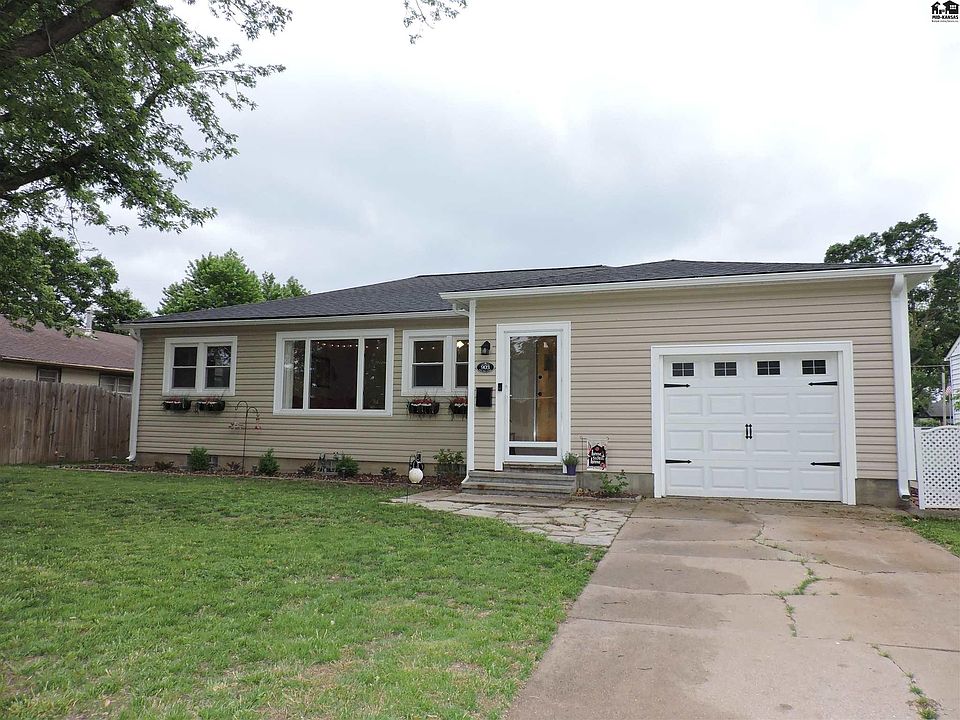 1st image of 903 W 23rd Ave