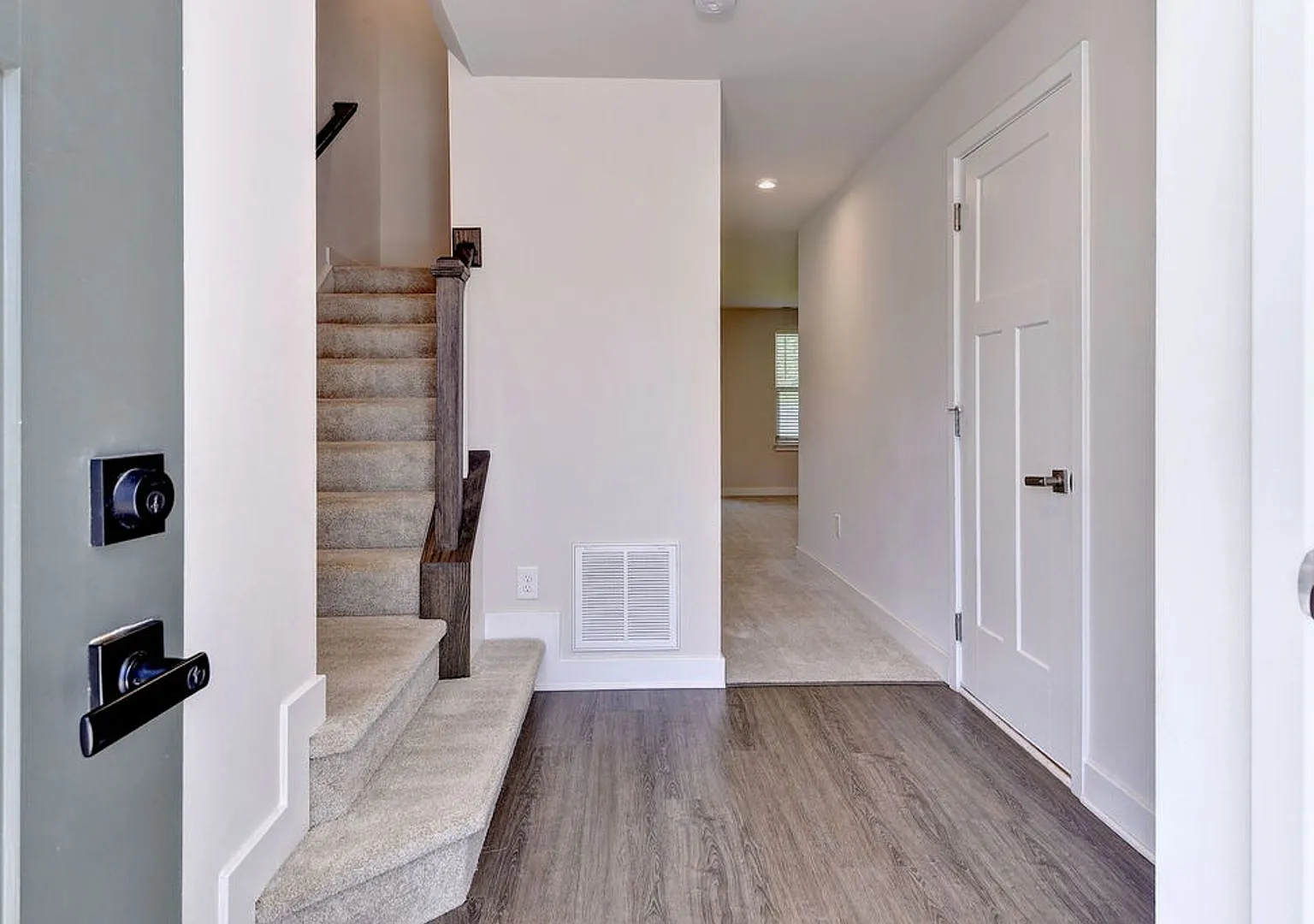 Legacy of Poquoson Townhome. — Photo 4