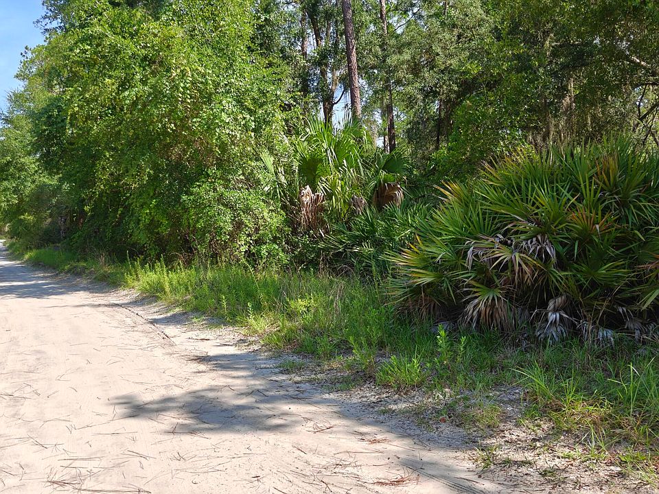 1st image of 212 2nd Ave