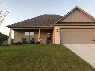 1119 Tahoe Dr, Maumelle, AR 72113