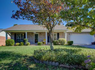1444 Peabody Dr, Maryville, TN 37803
