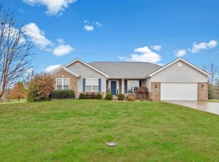 1012 Roseberry Dr, Waterloo, IL