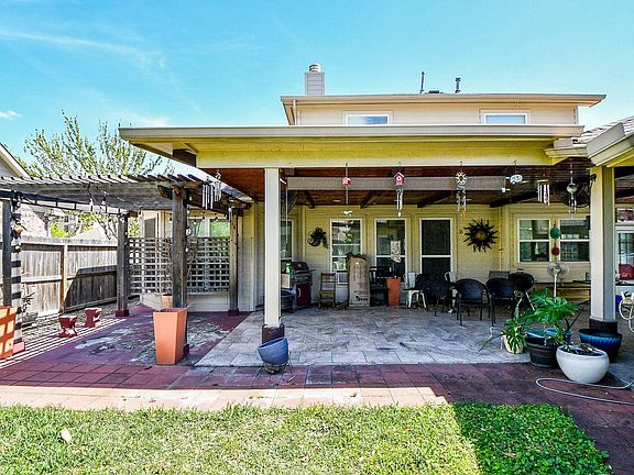 4th image of 2910 Clayton Ridge Ct