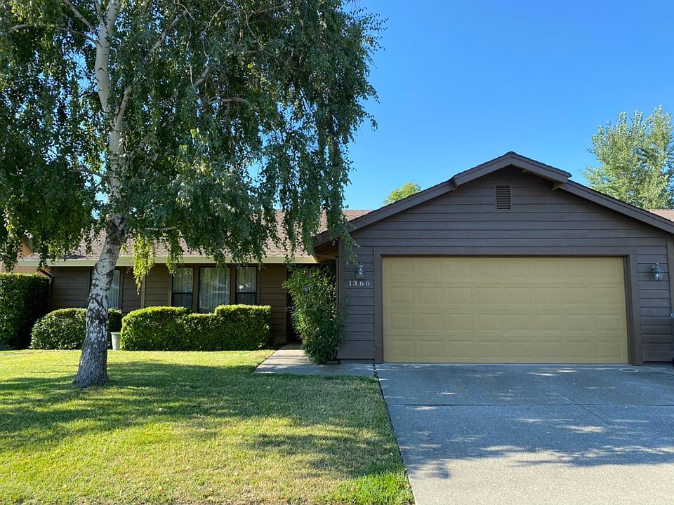 1st image of 1366 Coolidge Pl