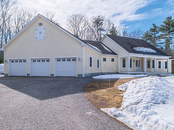 5th image of 17 Buzzell Road