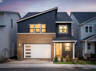 11582 NW Kearney St, Portland, OR 97229