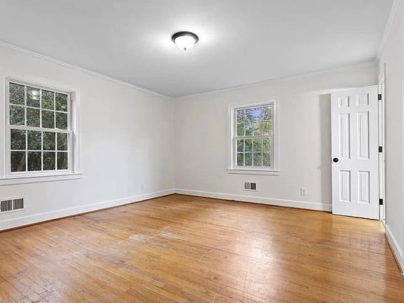 Bedroom 4 (Connected to half bath)