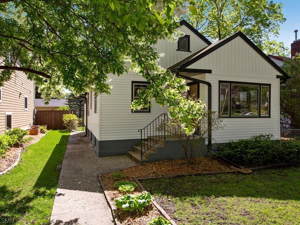 1st image of 3109 44th Ave S