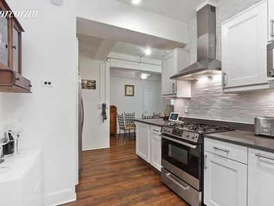 135 Eastern Pkwy APT 3E, Brooklyn, NY, 11238