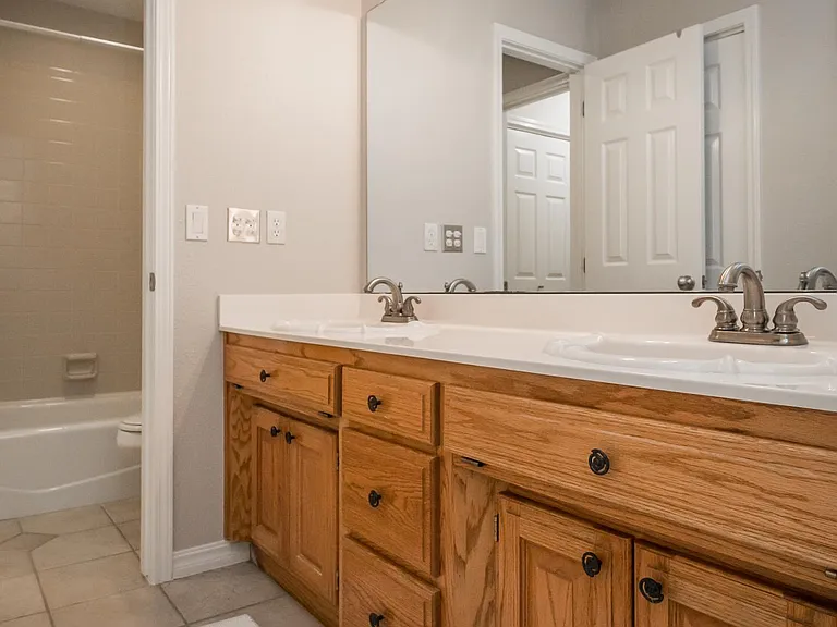 4 W La Quinta Ct — Photo 29