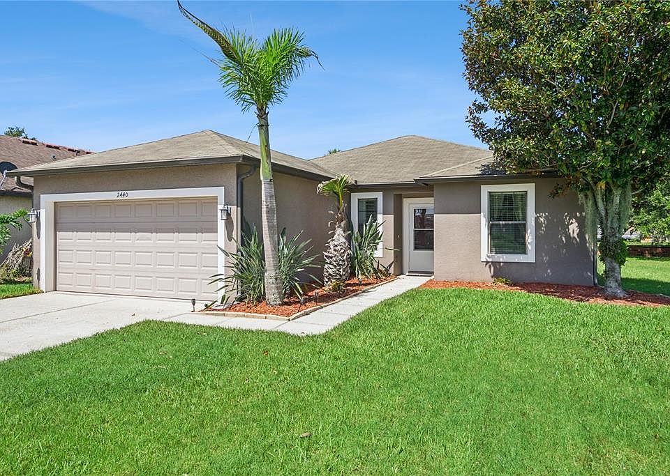 1st image of 2440 VINEYARD CIRCLE