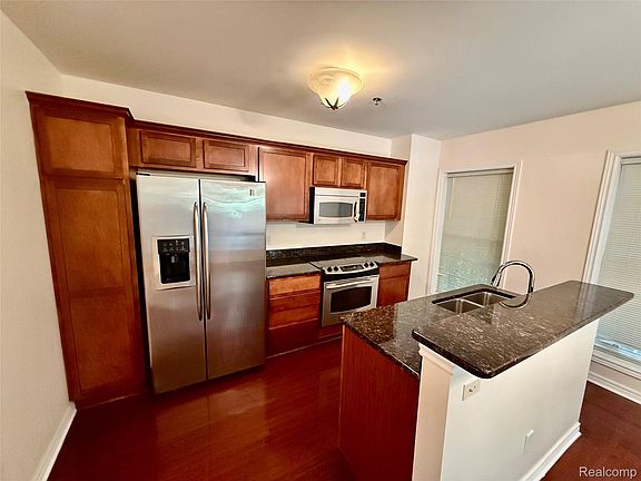 4th image of 251 S Village Way #21