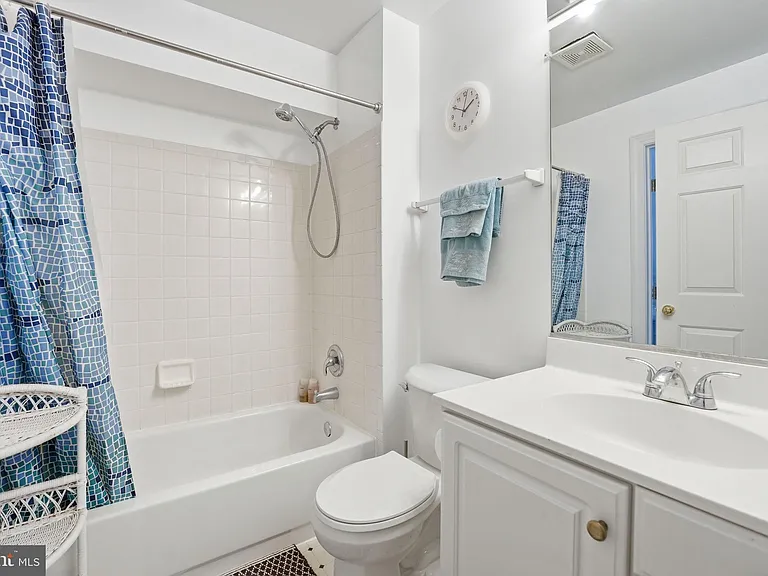9224 Cardinal Forest Ln #J — Photo 21