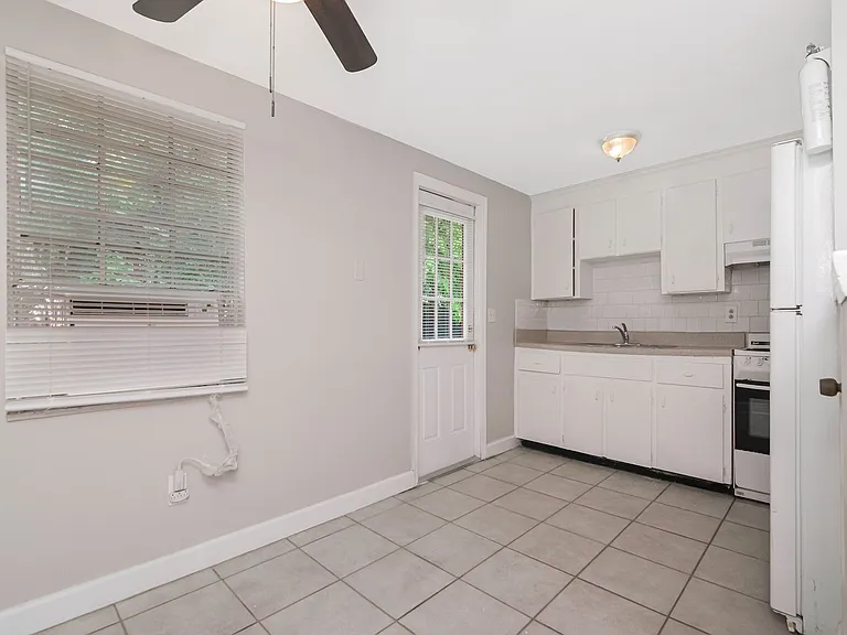 104 Karde Ln #A — Photo 7