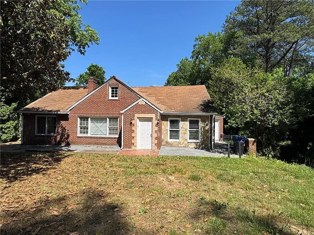 4 bed, 2.0 bath, 1746 sqft, $2,250 — Photo 1