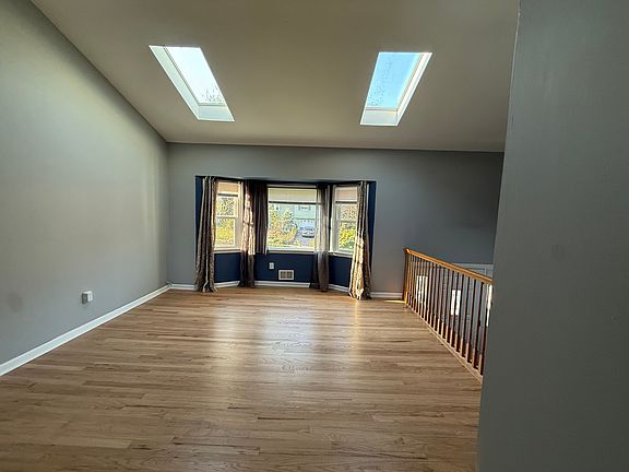 4th image of 25 Bartman Rd