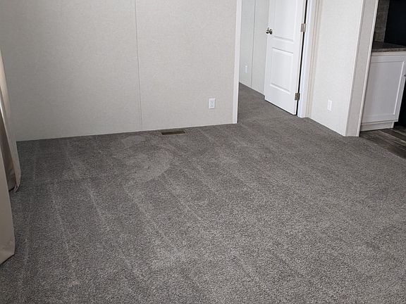 4th image of 3165 Knottingham Dr