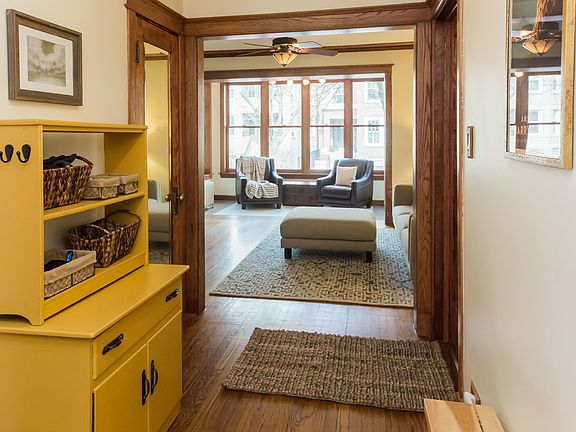 2nd image of 1513 W Olive Ave #1
