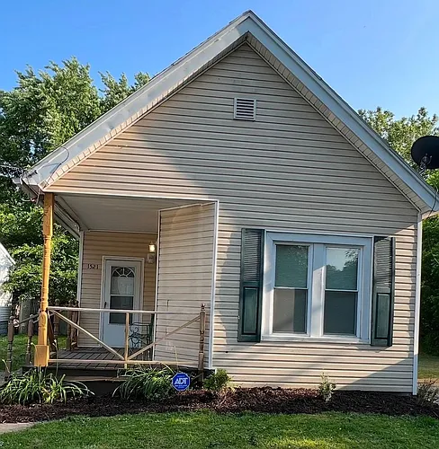 1521 Emma St #B Photo 1